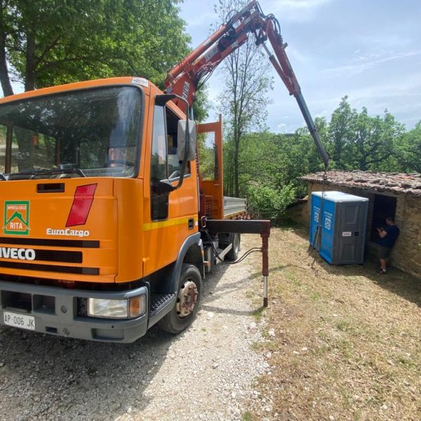 servizi-ambientali-rita-rieti-provincia-noleggio-bagni-chimici-impresa-edile (26)